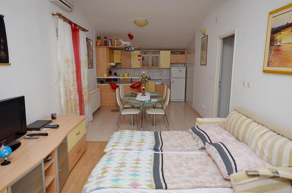 Apartment Miroslava Vodice