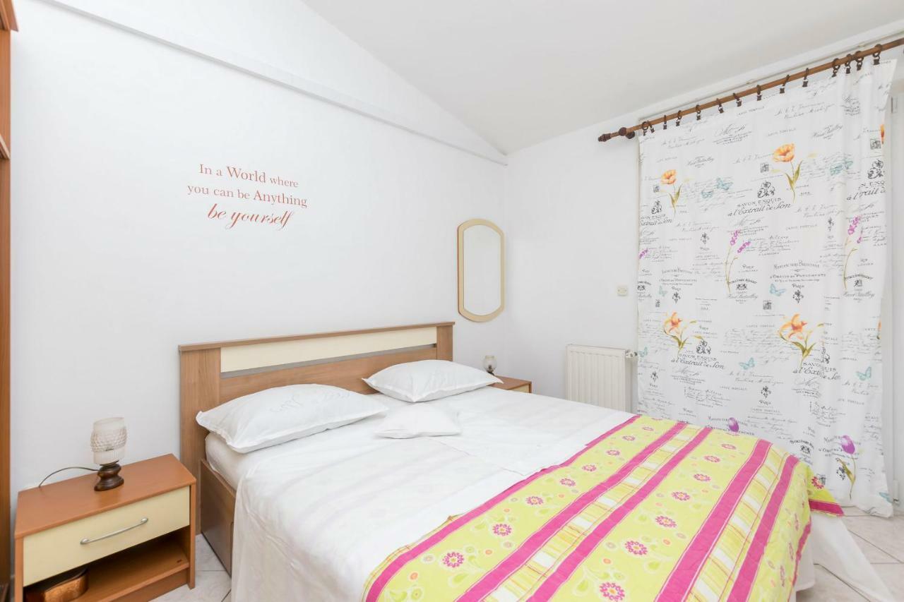 Apartment Miroslava